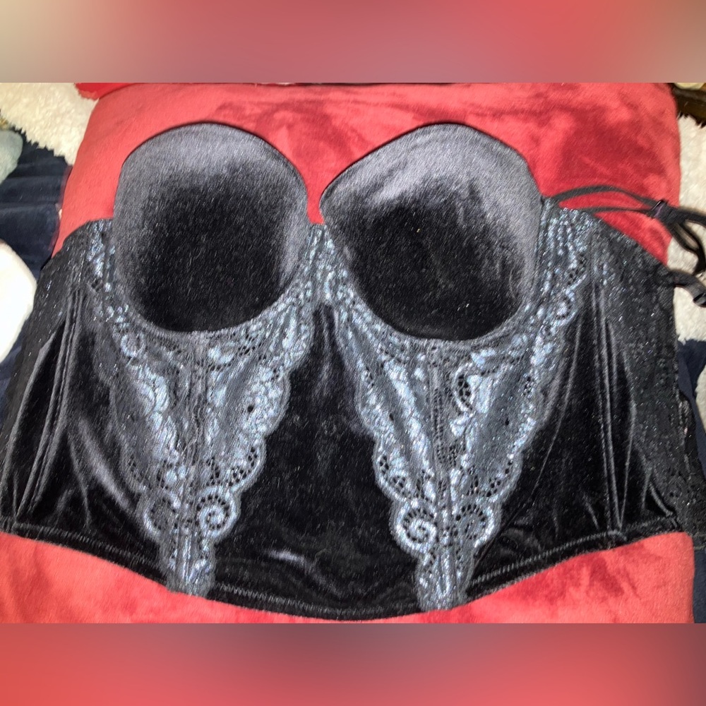 VICTORIA SECRET CORSET TOP  SIze 36B